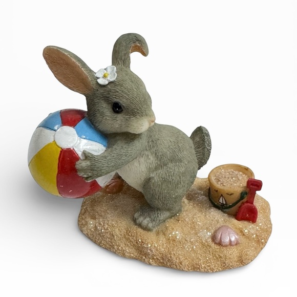 Fitz and Floyd Other - Fitz Floyd Charming Tails Beach Bunnie Figurine 83/101 Bunny Beach Ball